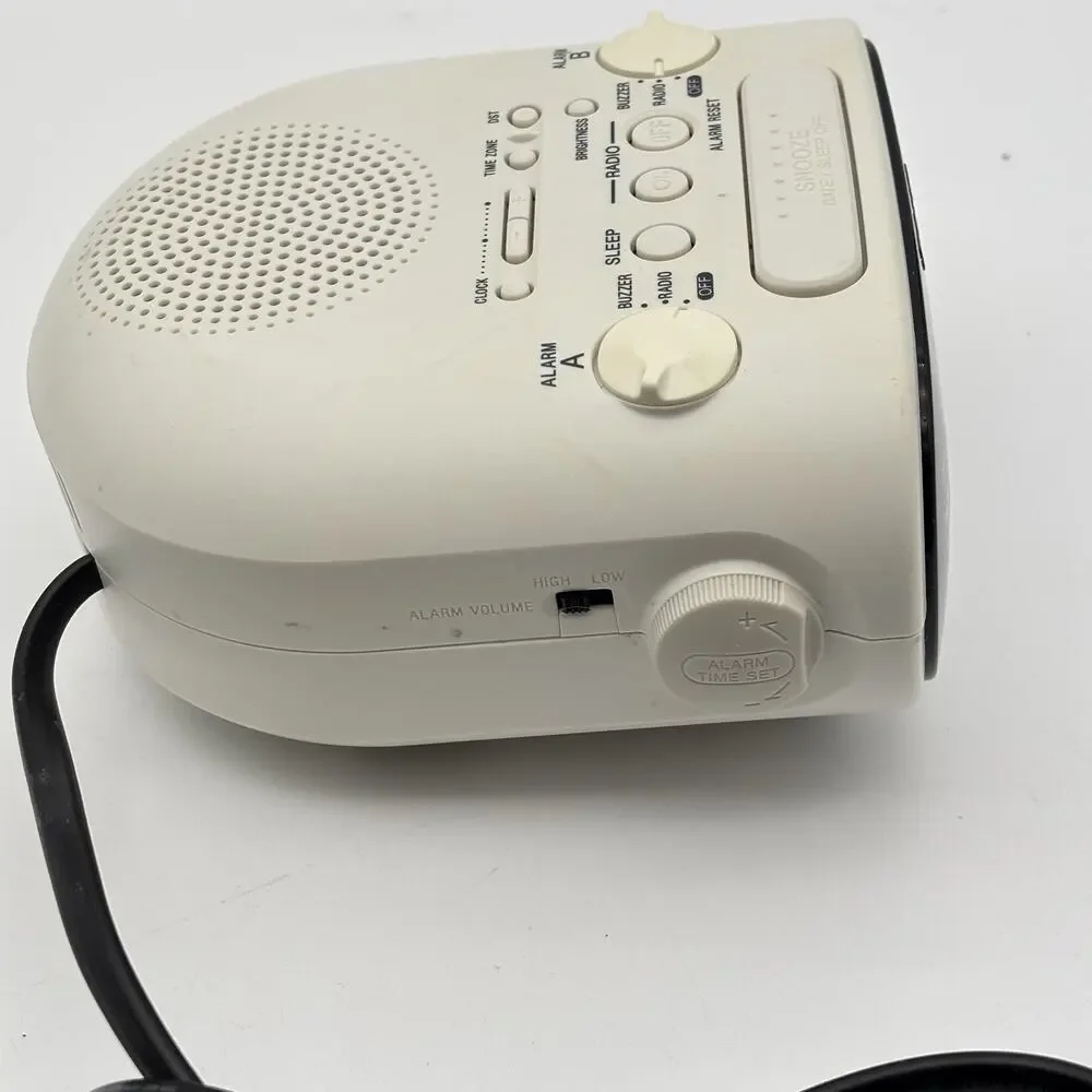Sony Dream Machine AM/FM Dual Alarm Clock Radio White # ICF-C318 Tested - Works